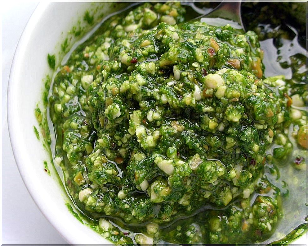 Arugula and basil pesto