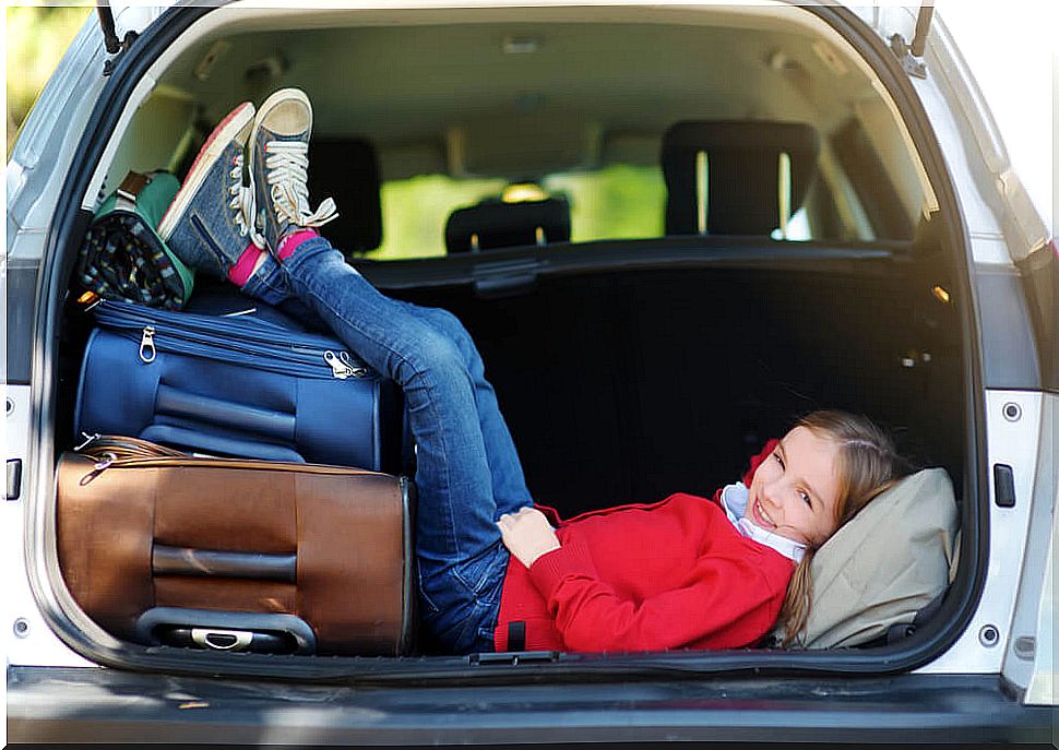 Traveling with children by car.