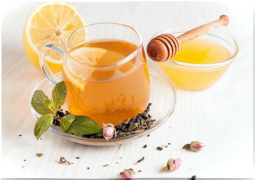 Ginger, lemon and honey tea