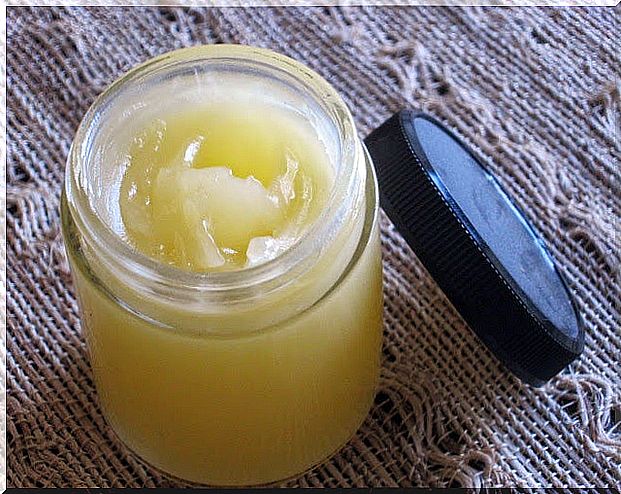 beeswax and olive oil moisturizer