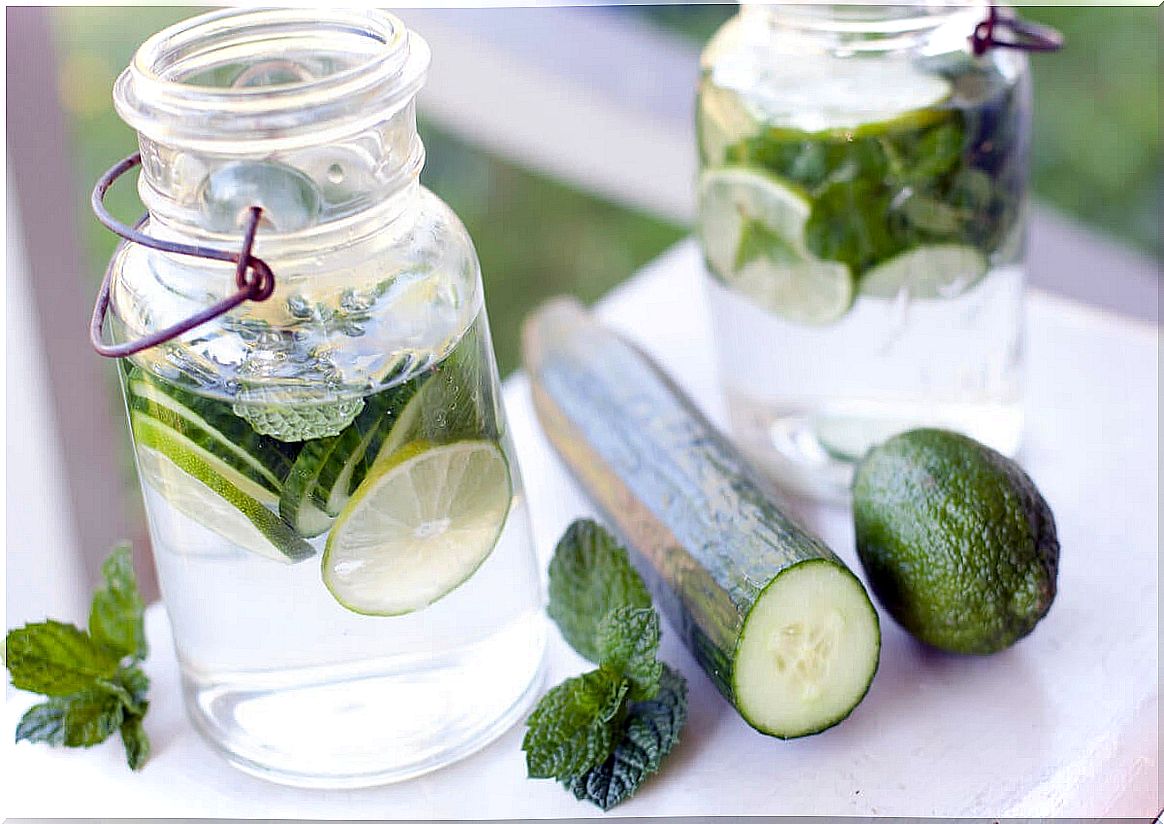 9 reasons to drink cucumber water every day