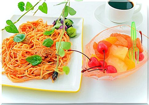 spaghetti with orange sauce