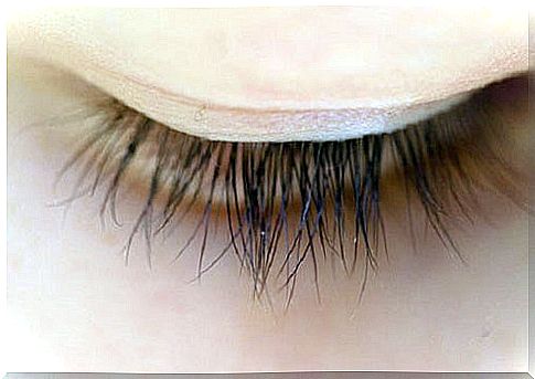 Tricks to strengthen and grow eyelashes